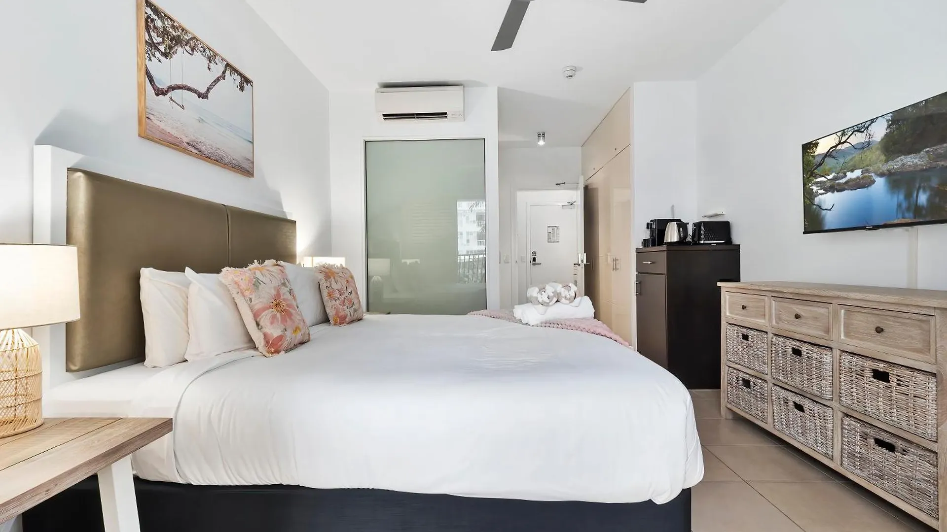 Beach Club Private Apartments 棕榈湾 0*,  澳大利亚